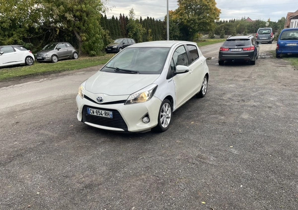 Toyota Yaris cena 24500 przebieg: 105000, rok produkcji 2013 z Krotoszyn małe 529